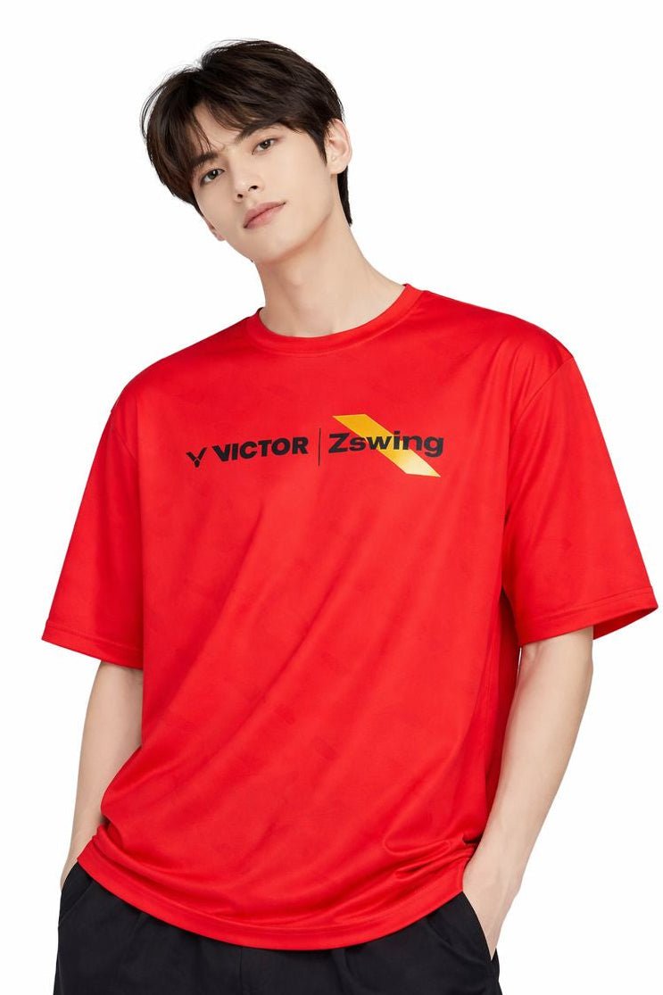 VICTOR x ZSW Unisex T-Shirt (Oversize Fit) T - 502ZSW D - Red - Gem Sports